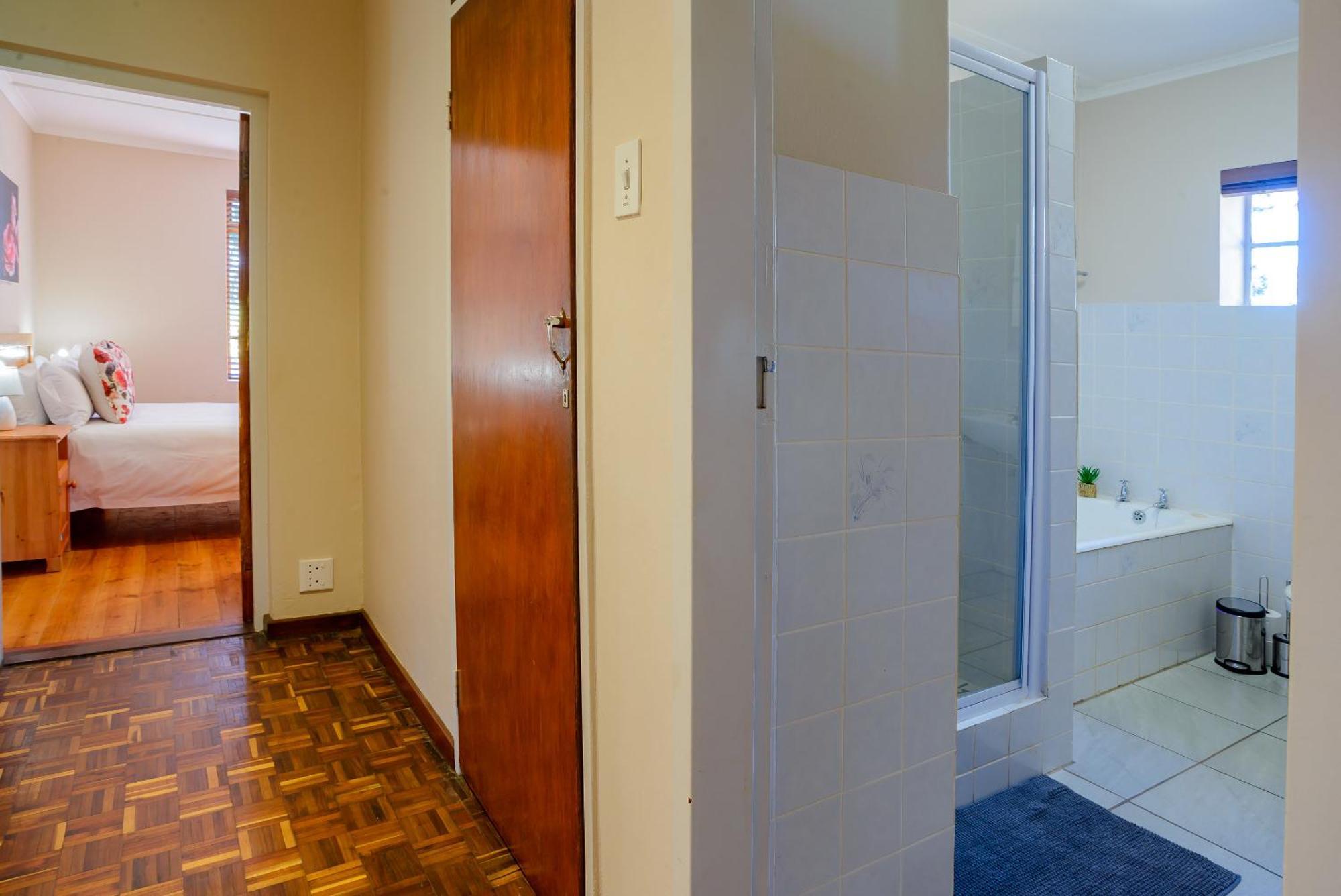 סוולנדאם Oorvloed Guesthouse מראה חיצוני תמונה